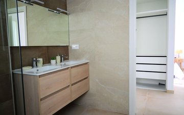 Property slide 21