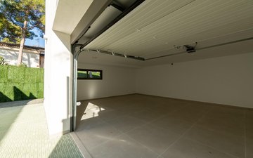 Property slide 18