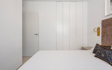 Property slide 40