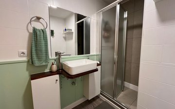 Property slide 15