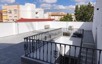 Property slide 44