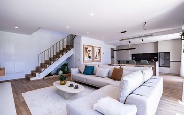 Property slide 10