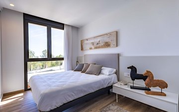 Property slide 28