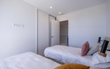 Property slide 31