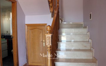 Property slide 16