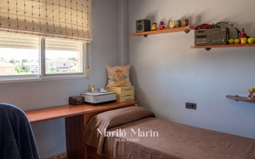 Property slide 20