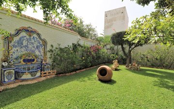 Property slide 11