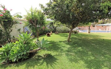 Property slide 12