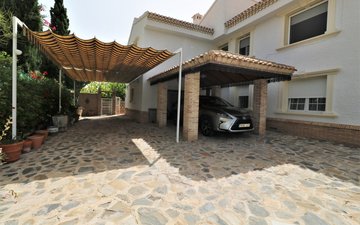 Property slide 17