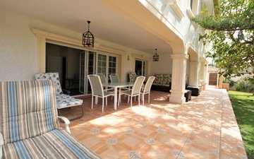 Property slide 19