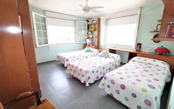 Property slide 48