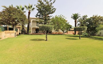Property slide 9