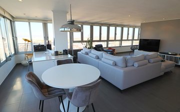 Property slide 10