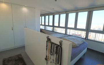 Property slide 18