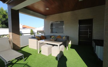 Property slide 12