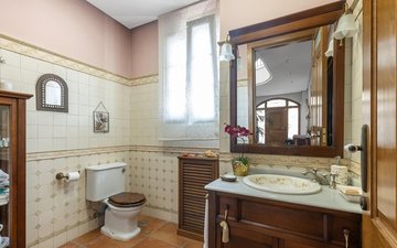 Property slide 38