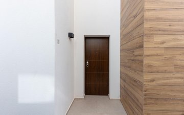 Property slide 28