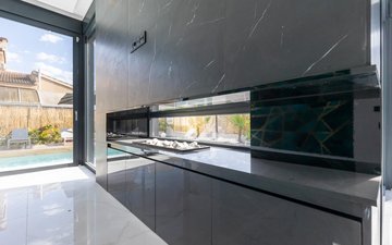 Property slide 32