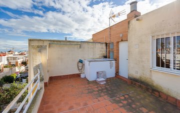 Property slide 25