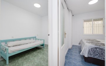 Property slide 20