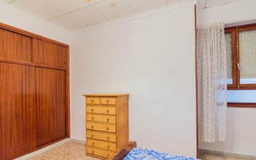 Property slide 14