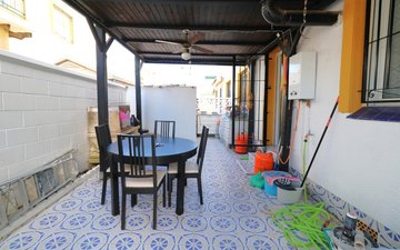 Property slide 21