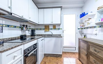 Property slide 17