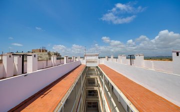Property slide 17