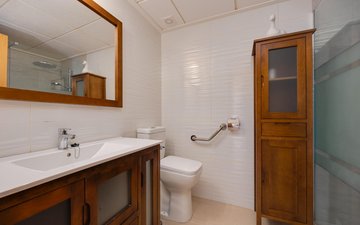 Property slide 15