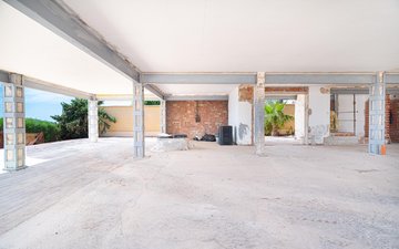 Property slide 7