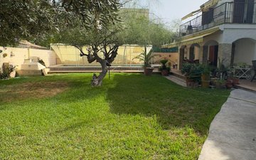 Слайд недвижимости 10