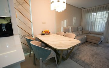 Property slide 17