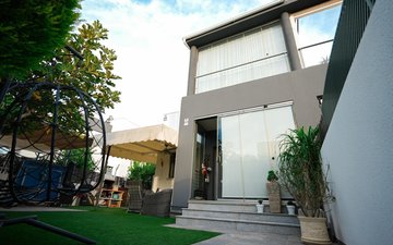 Property slide 5
