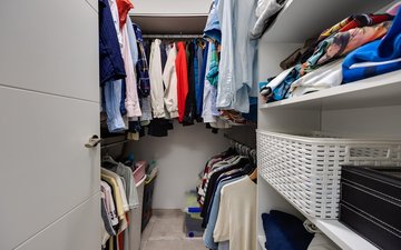 Property slide 16