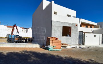 Property slide 23