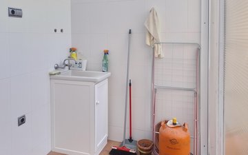 Property slide 20