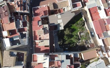 Property slide 25