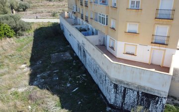 Property slide 18
