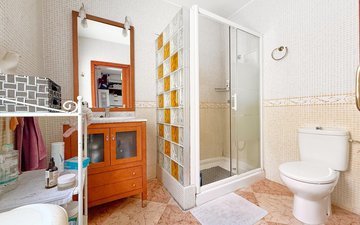 Property slide 18