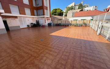 Property slide 32