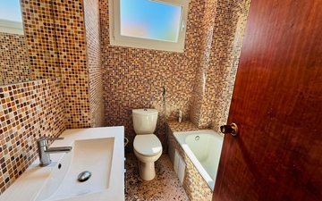 Property slide 25