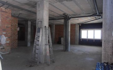 Property slide 10