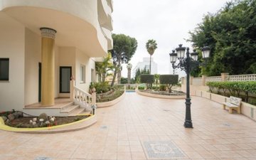 Property slide 25