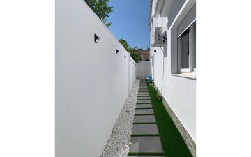 Property slide 11