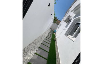 Property slide 17