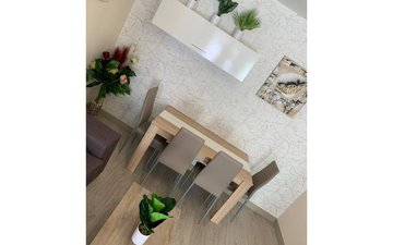 Property slide 10