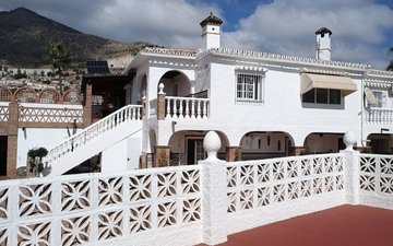 Property slide 20