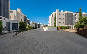 Property slide 25