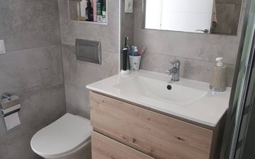 Property slide 19