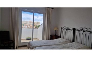 Property slide 40